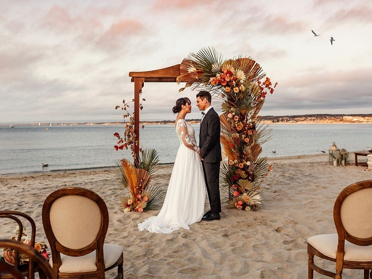 beach weddings