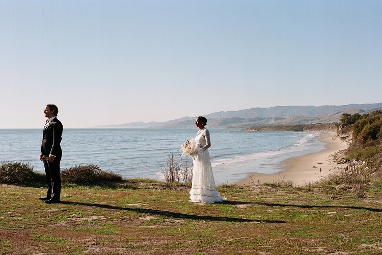 Beach Wedding Dress; The Best Option For An Under Budget Wedding Beach Wedding Dress
